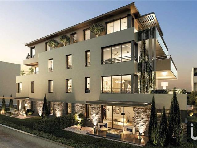 Vente  Appartement F4  de 87 m² à Sanary 900 000 euros Réf: SFN-1317060-1