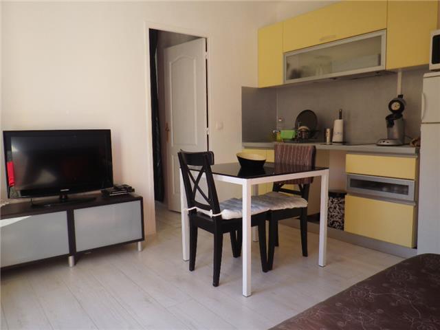 Vente  Appartement F3  de 34 m² à La Seyne 152 000 euros Réf: SFN-045937E25Q16