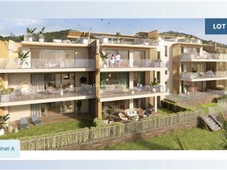 Vente  Appartement F3  de 80 m² à Bormes les Mimosas 770 600 euros