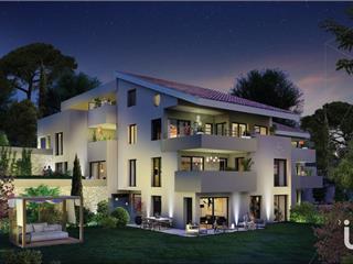 Vente  Appartement F4  de 94 m² à Saint Raphaël 550 000 euros Réf: SFN-1402894-1