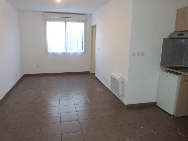 Vente  Appartement T2  de 38 m² à La Seyne Gai-Versant 96 500 euros Réf: SFN-154