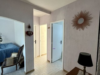Vente  Appartement T3  de 59 m² à Toulon 157 000 euros Réf: SFN-1437367