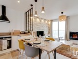 Vente  Appartement T2  de 50 m² à Saint Maximin la Sainte Baume 231 500 euros