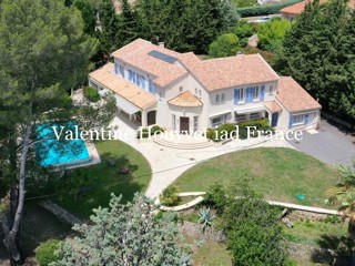 Vente  Maison de 371 m² à Draguignan 985 000 euros Réf: SFN-1454617