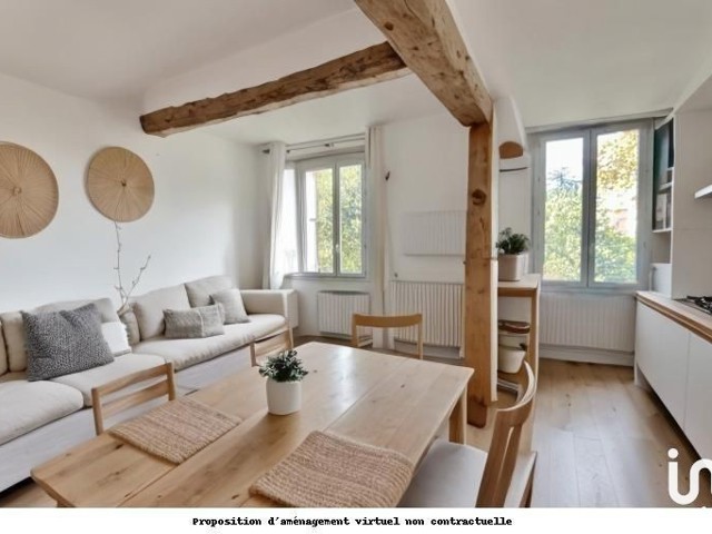 Vente  Appartement T2  de 41 m² à Belgentier 112 000 euros Réf: SFN-1454352