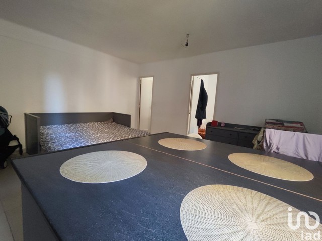 Vente  Appartement T2  de 39 m² à Toulon 106 000 euros Réf: SFN-1458547