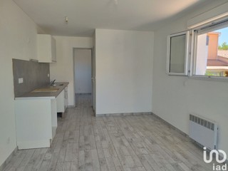Vente  Appartement F2  de 27 m² à La Londe les Maures 194 000 euros Réf: SFN-1464301