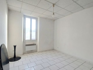 Vente  Appartement F2  de 38 m² au Pradet 144 000 euros Réf: SFN-1464052