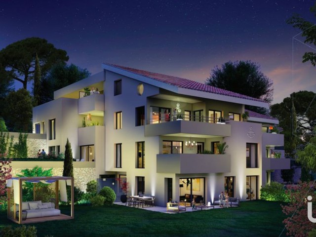 Vente  Appartement F4  de 72 m² à Saint Raphaël 479 000 euros Réf: SFN-1465380-4