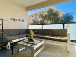 Vente  Appartement F2  de 40 m² à La Seyne 195 000 euros Réf: SFN-1460745