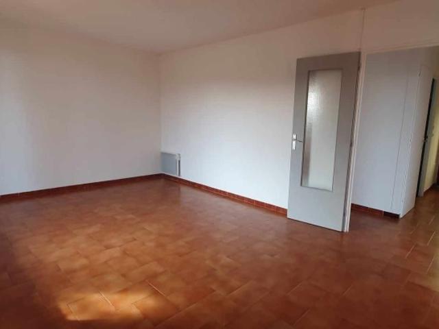 Vente  Appartement F4  de 61 m² au Luc 157 000 euros Réf: SFN-1485298