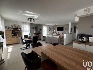 Vente  Appartement T4  de 83 m² à Hyères 570 000 euros Réf: SFN-1457831