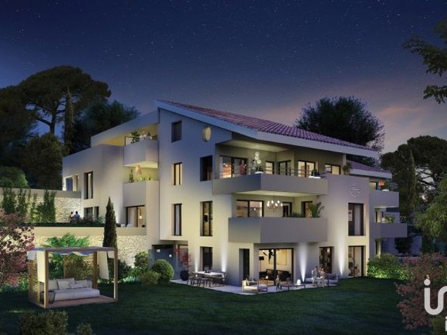 Vente  Appartement F3  de 71 m² à Saint Raphaël 440 000 euros Réf: SFN-1492958-1
