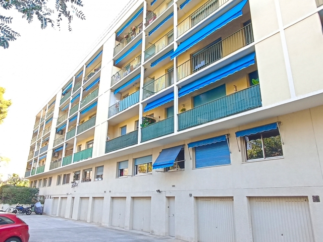 Vente  Appartement F3  de 57 m² à Toulon 124 500 euros Réf: SFN-1489383