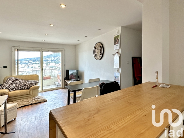 Vente  Appartement F2  de 49 m² à Toulon 156 000 euros Réf: SFN-1495466
