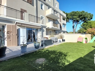 Vente  Appartement F3  de 67 m² à La Crau 310 000 euros Réf: SFN-1498453