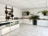 Vente  Local commercial de 65 m² à La Londe les Maures 24 500 euros
