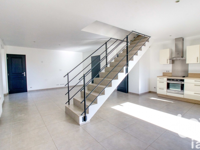 Vente  Appartement F3  de 68 m² à Sainte Maxime 375 000 euros Réf: SFN-1515445