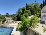 Vente  Maison de 250 m² à Solliès Toucas 772 000 euros