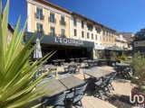 Vente  Local commercial de 300 m² à Saint Raphaël 749 000 euros