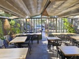 Vente  Local commercial de 170 m² à Hyères 381 500 euros