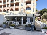 Vente  Local commercial de 80 m² à Fréjus 435 000 euros