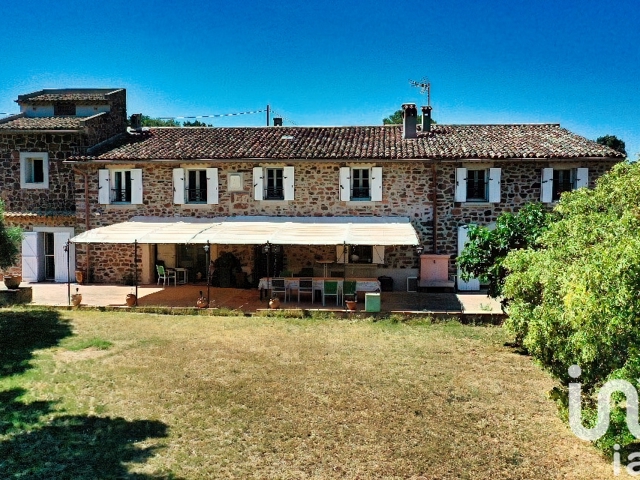 Vente  Maison de 420 m² à Gonfaron 1 680 000 euros Réf: SFN-1631123