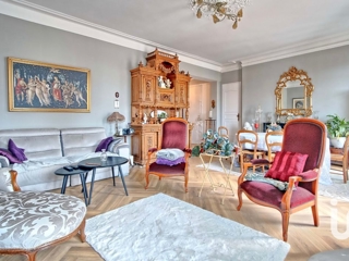 Vente  Appartement F3  de 143 m² à Toulon 494 000 euros
