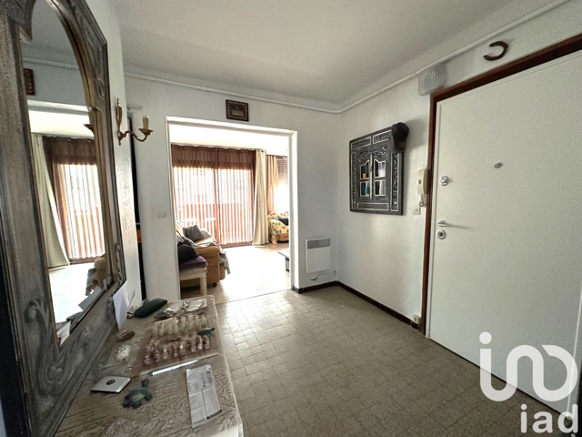 Vente  Appartement F3  de 61 m² à Fréjus 300 000 euros Réf: SFN-1641424