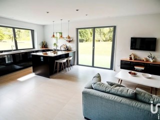 Vente  Maison de 83 m² à La Seyne 389 000 euros