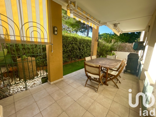 Vente  Appartement T3  de 70 m² à Fréjus 366 000 euros Réf: SFN-1642401
