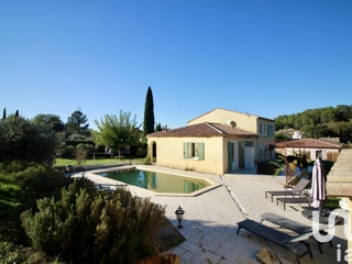 Vente  Maison de 140 m² à Carcès 445 000 euros