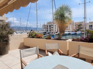 Vente  Appartement F2  de 48 m² à Bormes les Mimosas 472 000 euros