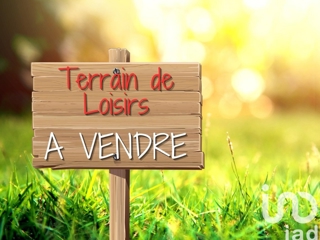 Vente  Terrain de 10482 m² à Saint Julien 12 500 euros