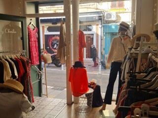 Vente  Local commercial de 35 m² à Toulon 25 000 euros