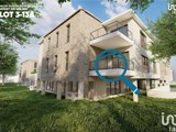 Vente  Local commercial de 137 m² à Sanary 706 907 euros