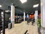 Vente  Local commercial de 480 m² à Hyères 1 348 000 euros