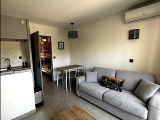 Vente  Studio de 22 m² à Sanary 155 000 euros