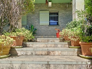 Vente  Maison de 95 m² à Brue Auriac 463 500 euros