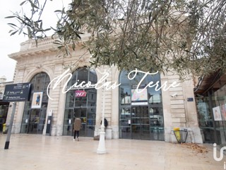 Vente  Local commercial de 153 m² à Toulon 121 000 euros