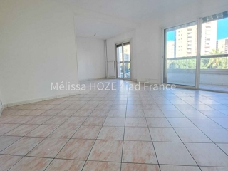 Vente  Appartement F4  de 71 m² à Toulon 190 000 euros