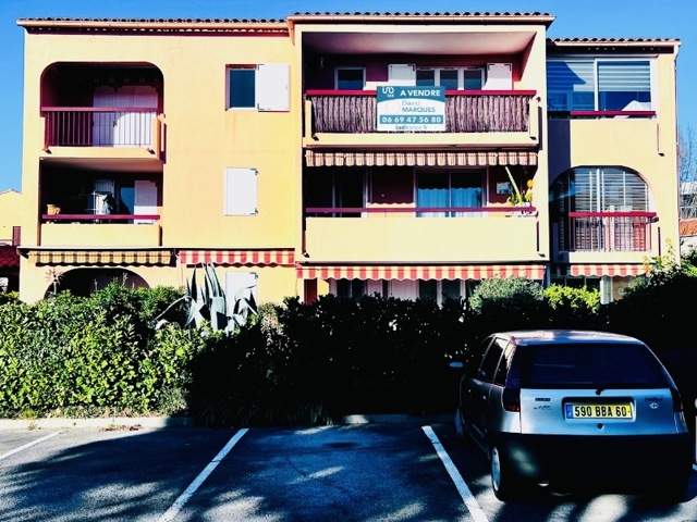Vente  Appartement F2  de 43 m² à Fréjus 179 000 euros Réf: SFN-1674461