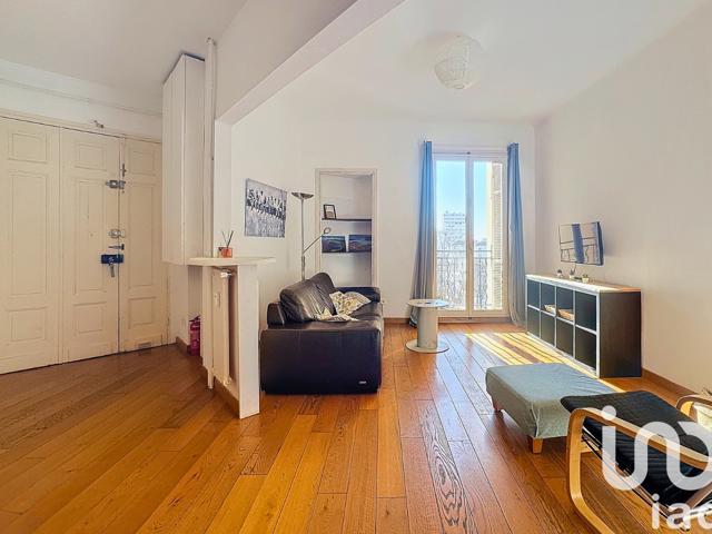Vente  Appartement F3  de 71 m² à Toulon 149 000 euros Réf: SFN-1673180