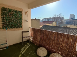 Vente  Appartement T2  de 52 m² à Toulon 139 000 euros