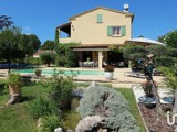 Vente  Maison de 220 m² à Evenos 725 000 euros