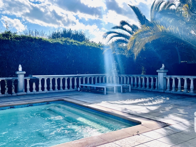 Vente  Maison de 109 m² à Puget sur Argens 585 000 euros Réf: SFN-1693279