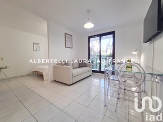 Vente  Appartement T2  de 24 m² à Six-Fours 219 000 euros