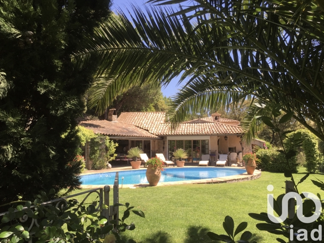 Vente  Maison de 245 m² à La Garde Freinet 2 200 000 euros Réf: SFN-1688027