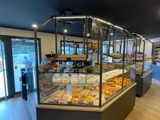 Vente  Local commercial de 200 m² à Hyères 497 000 euros