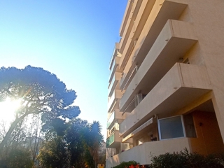 Vente  Appartement F3  de 65 m² à Toulon 169 000 euros